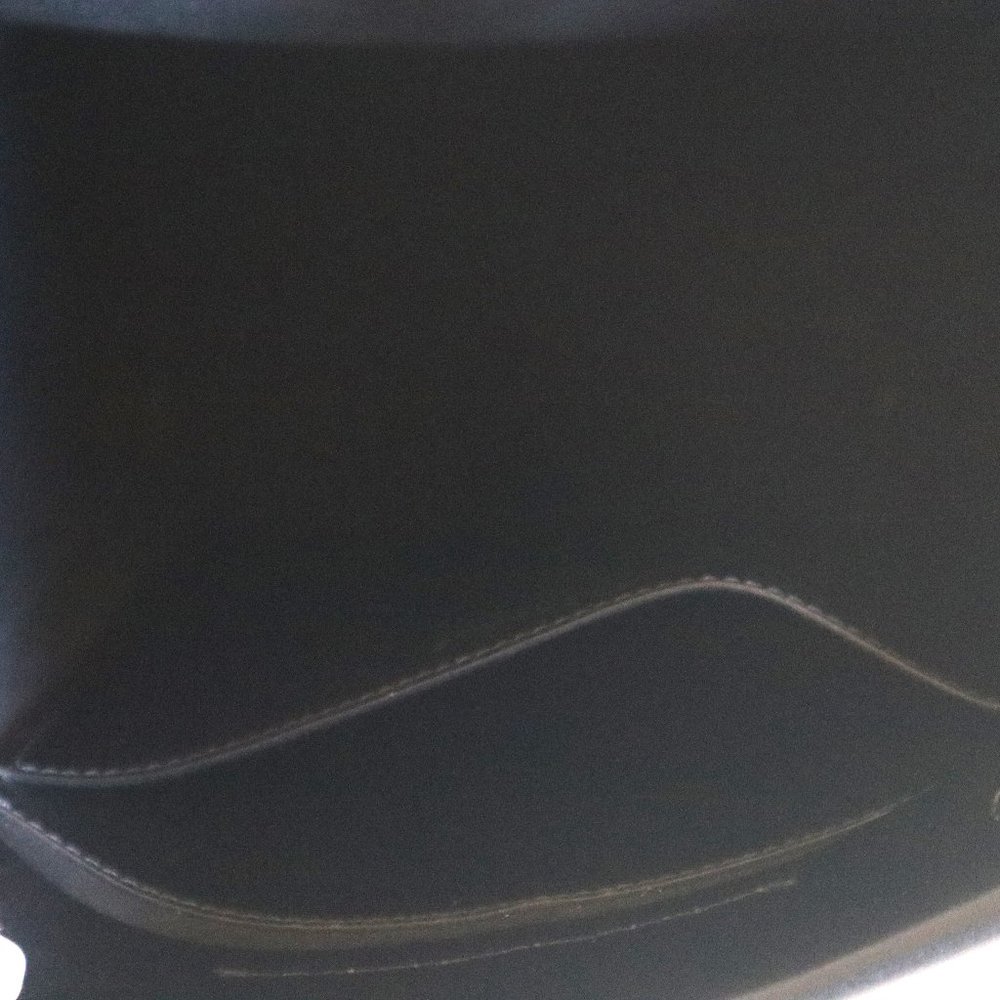 Everlane -- The Form Bag